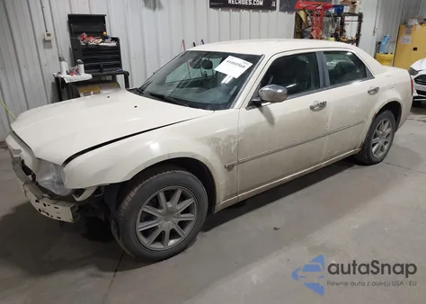 2007 Chrysler 300C z USA, uszkodzony, nr VIN 2C3LK63H87H674855